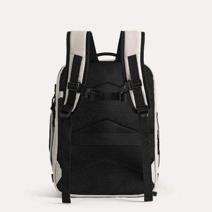 TravelVault Pro™ | Mehr Platz. Weniger Chaos. Ein smarter Rucksack.
