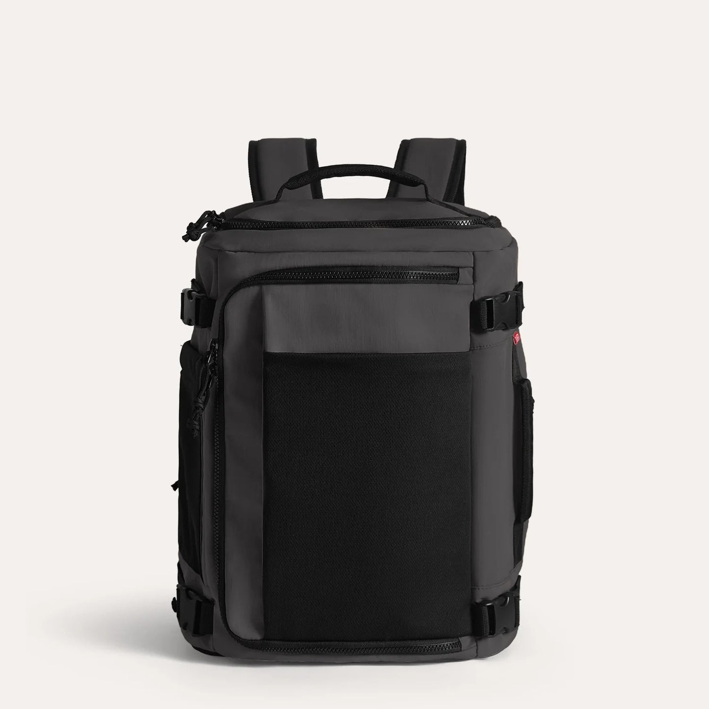 TravelVault Pro™ | Mehr Platz. Weniger Chaos. Ein smarter Rucksack.